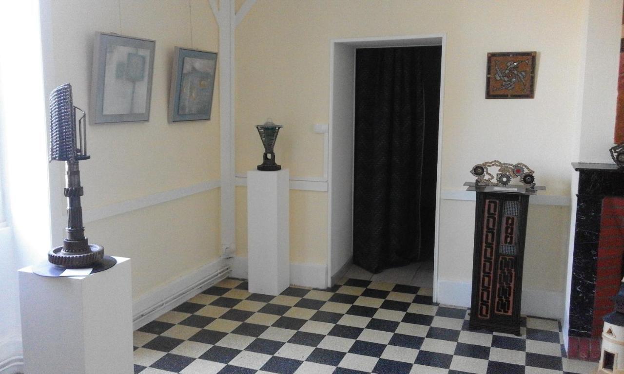Le Jardin Du Controleur Apartment Valence  Екстериор снимка